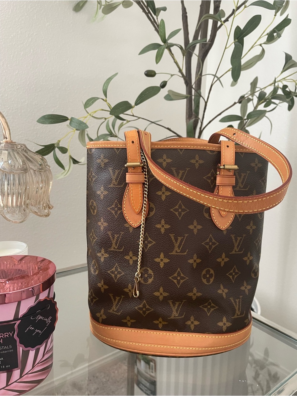 Louis Vuitton Monogram Canvas Bucket Bag with Vachetta Trim